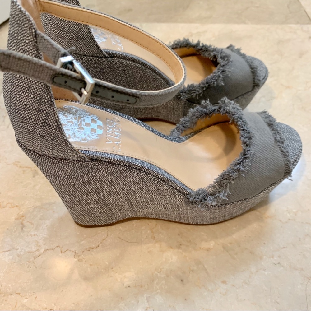 Vince Camuto Size 6.5 Tatchen ankle strap platform